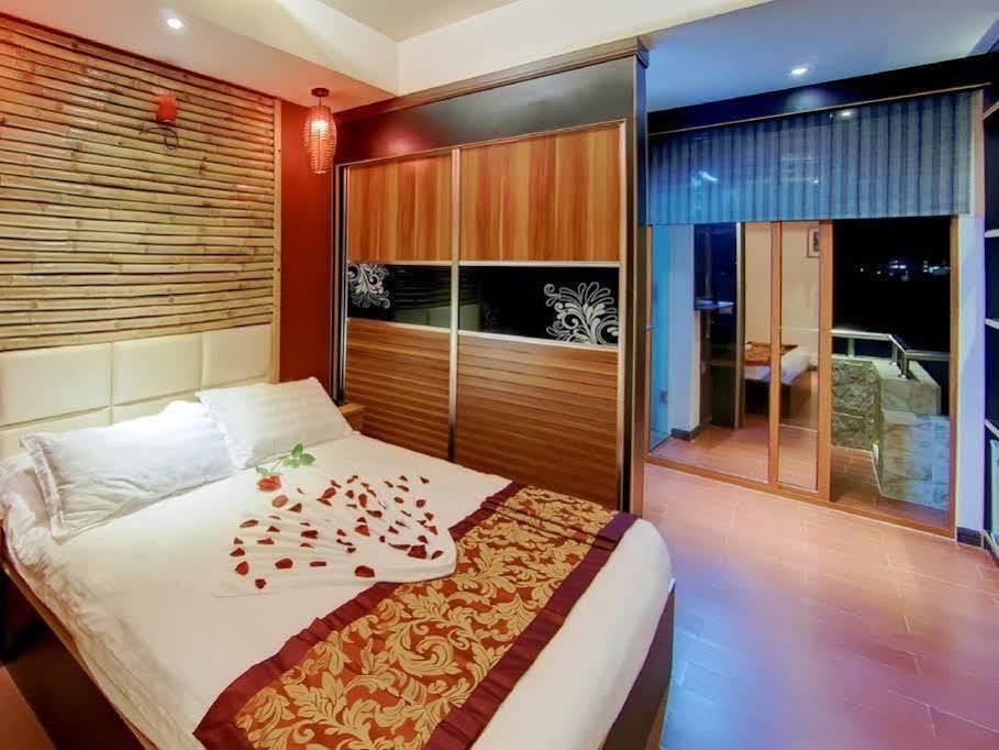 Clear Sky Inn Hulhumale Bagian luar foto