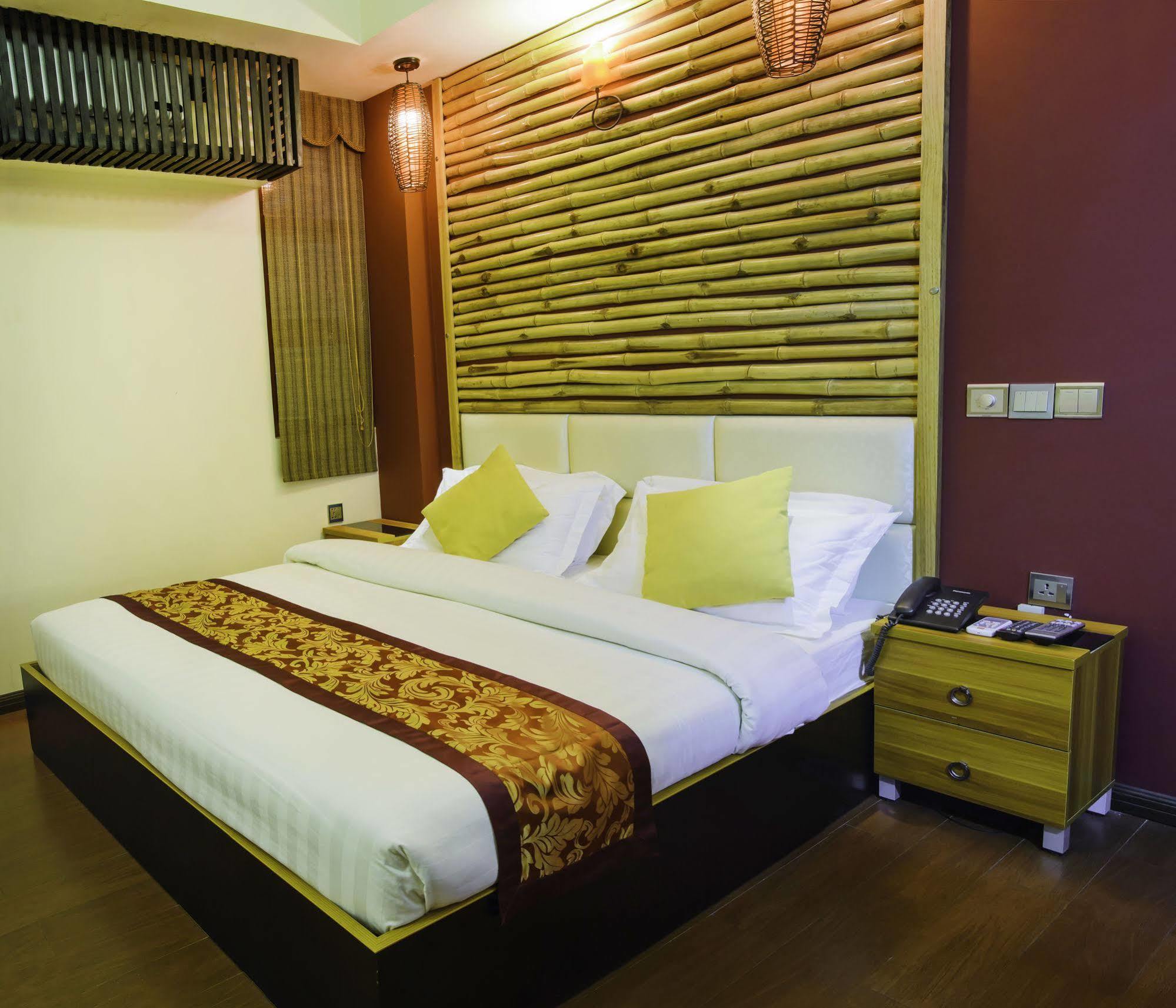 Clear Sky Inn Hulhumale Bagian luar foto