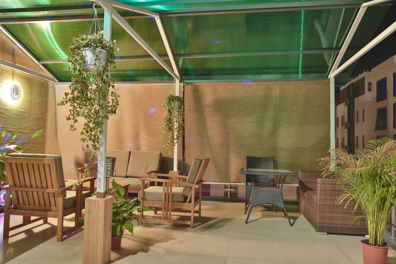Clear Sky Inn Hulhumale Bagian luar foto